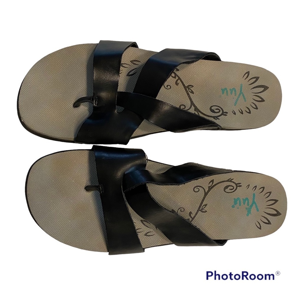 NWOT Yuu sandals cross cross black style Chloe. Sz 10W
